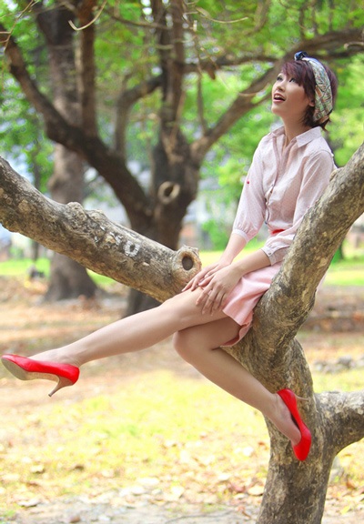 Huyền Trang: “Người mẫu cần chút bay bổng” - 2 Huyền Trang: “Người mẫu cần chút bay bổng” - 2