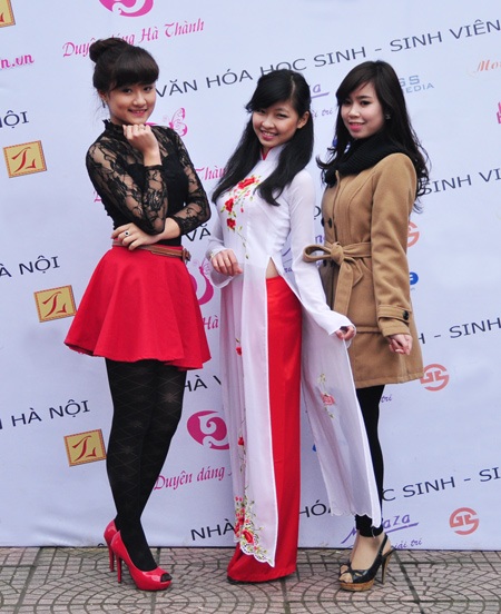 Nữ sinh Hà thành và ước mơ làm chiến sỹ công an