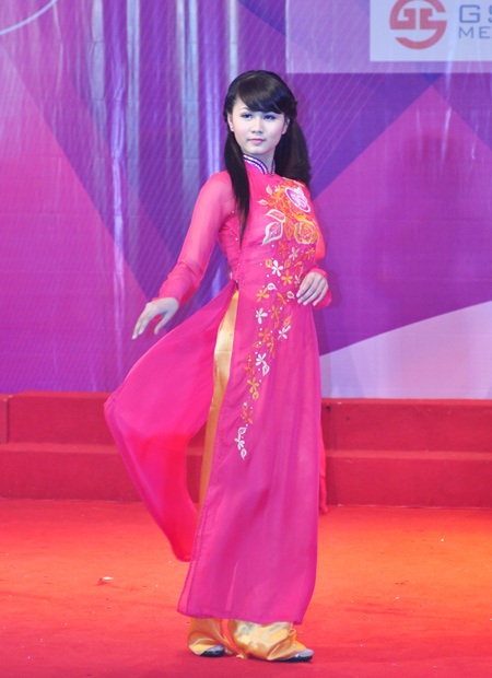 Thướt tha tà áo dài nữ sinh 9X Hà thành - 5 Thướt tha tà áo dài nữ sinh 9X Hà thành