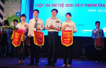 Sinh viên giúp “giải tỏa” nỗi niềm ngành thanh tra - 3 Sinh viên giúp “giải tỏa” nỗi niềm ngành thanh tra