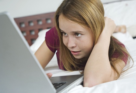 Nản vì bạn gái muốn quản lí facebook người yêu - 1 Nản vì bạn gái muốn quản lí facebook người yêu