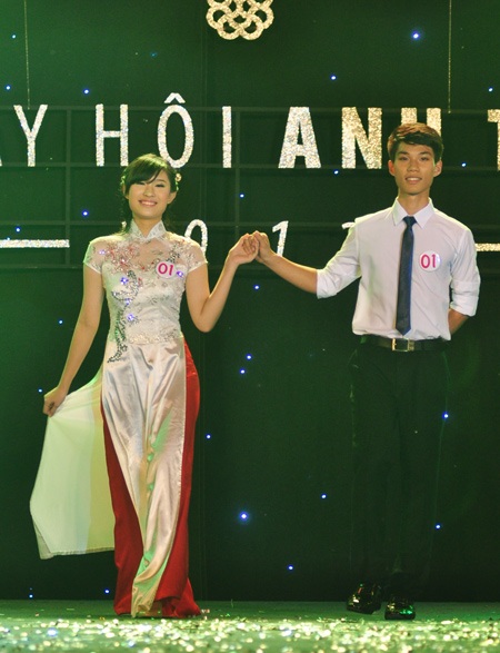 Lộ diện cặp đôi hoàn hảo nhất trường Ams - 4 Vũ Phong