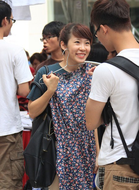 Mãn nhãn với những bộ cosplay độc đáo - 4 Bên cạnh phiên chợ đổi đồ...