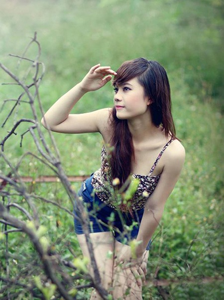 Ngắm thiếu nữ thành Vinh xinh tươi khoe dáng - 16 Trần Hà Hoài Ngân