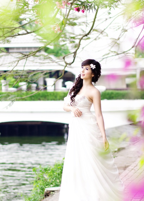 Nữ sinh tài sắc mơ màng khoe dáng bên Hồ Tây - 6 Vũ Phong