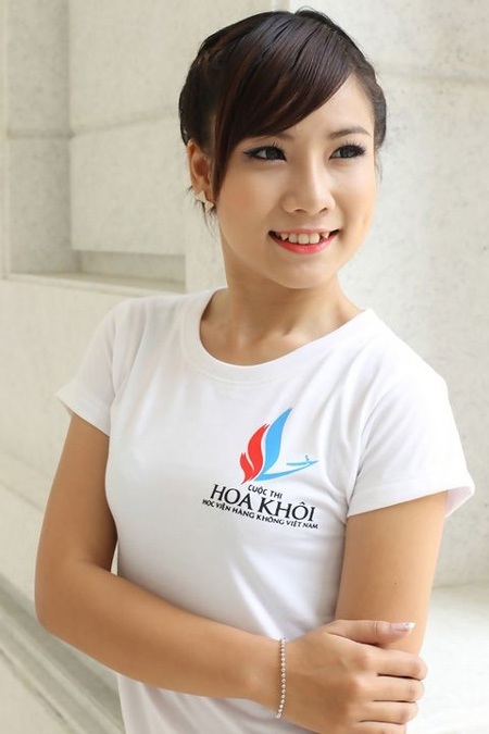 Ngắm nét yêu kiều nổi trội của nữ sinh trường Hàng không VN - 4 Ngô Thị Thanh Trúc (Ngành: Quản trị Kinh doanh, ngày sinh: 06/08/1994)