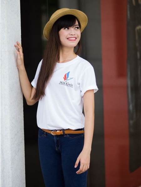 Ngắm nét yêu kiều nổi trội của nữ sinh trường Hàng không VN - 10 Trần Từ Thu Trang (Ngành: Quản trị Kinh doanh, ngày sinh: 28/11/1993)