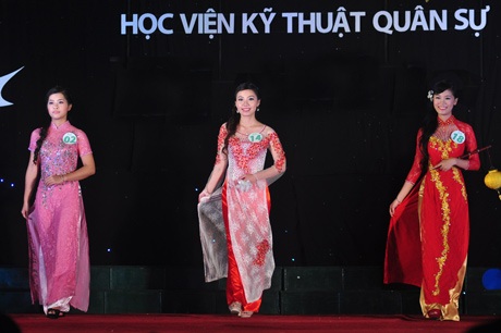 Lộ diện Hoa khôi xinh xắn của HV Kỹ thuật quân sự - 12 Vũ Phong
