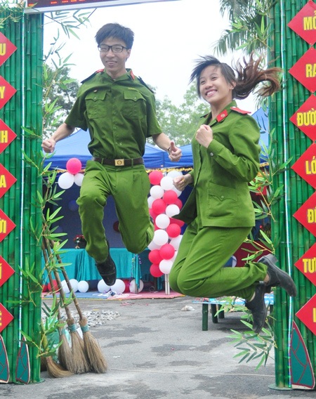 Nhưng cũng nghịch ngợm không kém