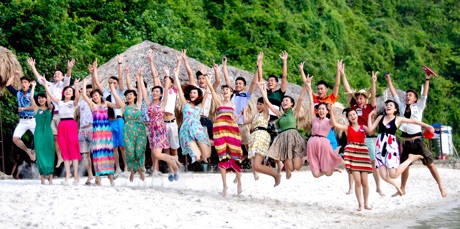 Nữ sinh Phương Đông khoe dáng ngọc trước biển - 16 Vũ Phong