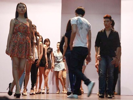 Rùng mình cạm bẫy tình tiền dành cho mẫu teen Việt - 1 Rùng mình cạm bẫy tình tiền dành cho mẫu teen Việt