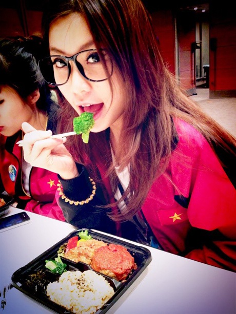 Cùng Diễm Trang xinh đẹp khám phá Nhật Bản và Đông Nam Á - 6 Bữa trưa phong cách Nhật.