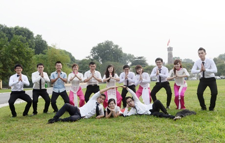 Khoảnh khắc đẹp của SV năm cuối trước ngày ra trường - 5 Ảnh hài hước của sinh viên lớp kế toán doanh nghiệp HV Ngân hàng