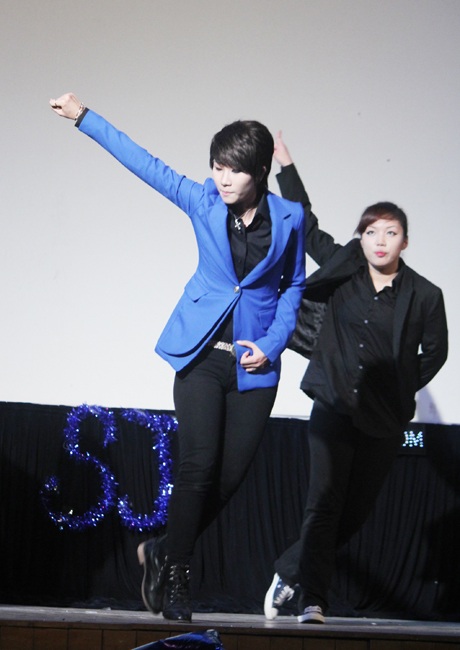 Những vũ đạo quen thuộc của Suju.