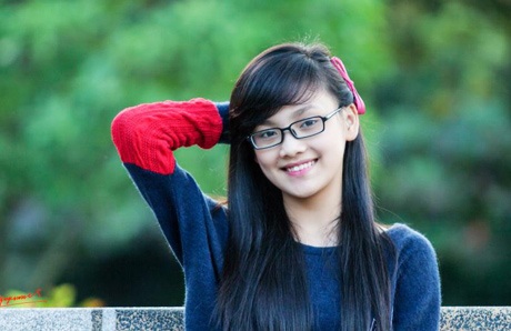 Vẻ đẹp "trong veo" của hoa khôi tuổi teen Thái Nguyên - 3 Bộ ảnh mới nhất của Tố Như cùng bạn bè trong một ngày chớm đông
