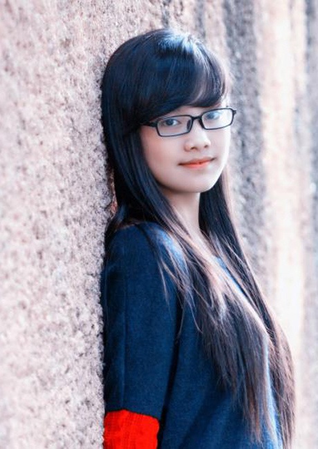 Vẻ đẹp "trong veo" của hoa khôi tuổi teen Thái Nguyên - 4 Cô học sinh chuyên Anh THPT Thái Nguyên ăn mặc giản dị