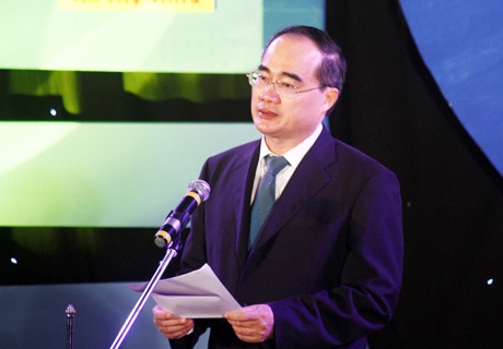 Trao tặng "Quả cầu Vàng" cho 10 tài năng trẻ KHCN Việt Nam 2012 - 1 Trao tặng Quả cầu Vàng cho 10 tài năng trẻ KHCN Việt Nam 2012