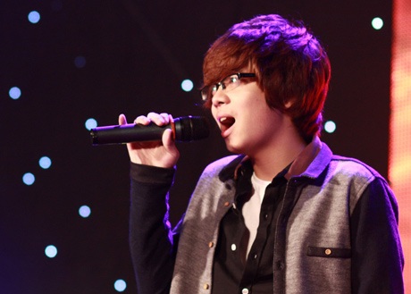 Bùi Anh Tuấn “The Voice” đốt cháy sân khấu Imiss - 1 Minh Vi