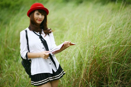 Ngắm Miss Teen Bích Diệp váy ngắn xinh tươi - 1 Miss Teen Trần Bích Diệp váy ngắn xì tin