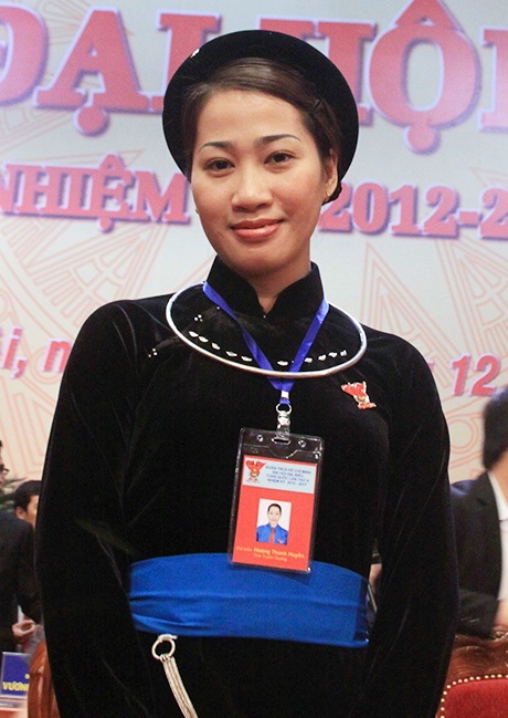Những nữ thủ lĩnh Đoàn khoe sắc trong trang phục dân tộc - 9 Đại biểu dân tộc Tày, tỉnh Tuyên Quang, Hoàng Thanh Huyền
