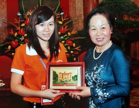 Nữ đại biểu 9X "hiến kế" phát triển hoạt động Đoàn trường đại học - 1 Nữ đại biểu 9X hiến kế phát triển hoạt động Đoàn trường đại học