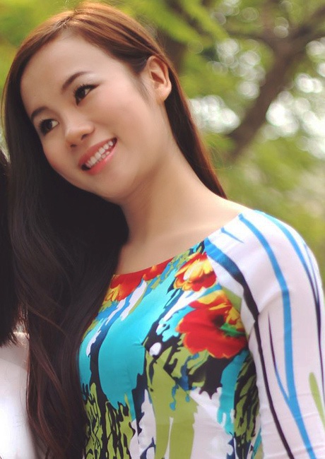 Nữ đại biểu 9X "hiến kế" phát triển hoạt động Đoàn trường đại học - 3 Thuỳ Dung ngày nhận bằng tốt nghiệp loại ưu trường ĐH Ngoại thương, Hà Nội