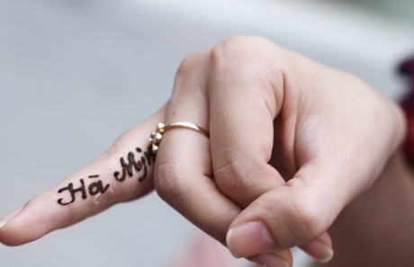 Hà Lade, Hà Min xinh xắn rủ nhau đi hội chợ teen - 4 ... và ở ngón tay