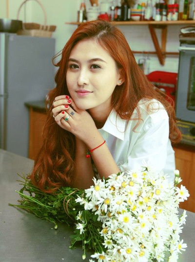 Những thiếu nữ đa tài, đình đám nhất năm 2012 - 4 Hà Lade - Bùi Thanh Hà