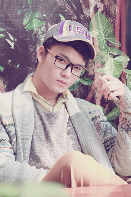 Trang điểm nhan sắc “hotgirl”, 9X kiếm vài chục triệu mỗi tháng - 1 Học ngành IT nhưng sớm bén duyên với nghệ thuật