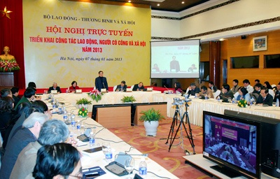 Thủ tướng chỉ đạo tập trung bảo đảm an sinh xã hội - 1 Thủ tướng chỉ đạo tập trung bảo đảm an sinh xã hội