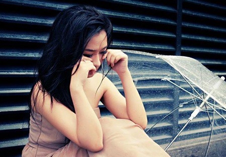 Vì ghen, người yêu đòi “xử” bất kỳ ai gọi cho em - 1 Vì ghen, người yêu đòi “xử” bất kỳ ai gọi cho em