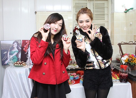 Hà Min, Linh Sugar là đôi bạn thân, luôn quấn quýt bên nhau