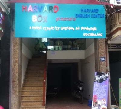 Nữ sinh Ngoại thương dựng riêng một “Harvard” - 2 Cổng vào Harvard Box