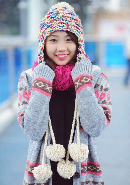 Miss Teen Thu Trang định làm gì với tiền thưởng 100 triệu? - 8 Vẻ mơ màng trong bộ ảnh chụp cho mùa Giáng sinh.