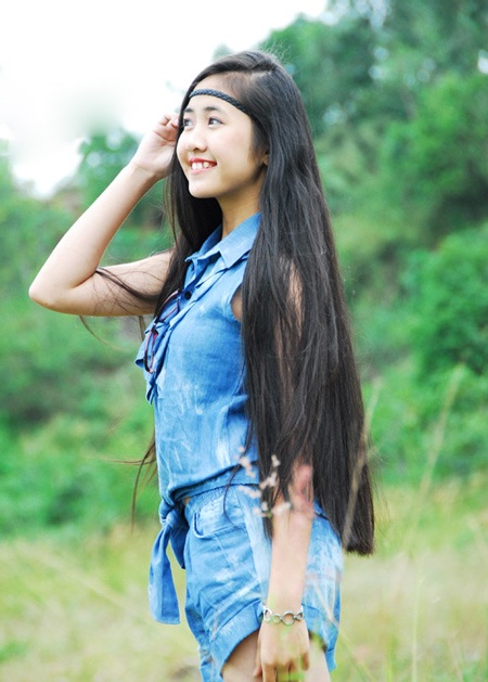 Nụ cười thiên thần trong veo của nữ sinh tuổi 15 - 1 Theo