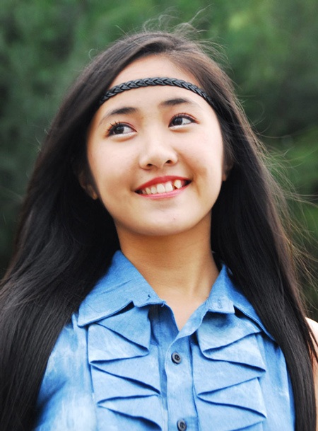 Nụ cười thiên thần trong veo của nữ sinh tuổi 15 - 3 Theo