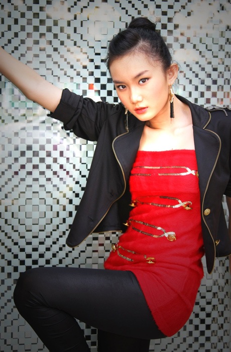 “Mỹ nữ” dancesport 9X - Khổ luyện để thành tài - 9 Hoàng Dung