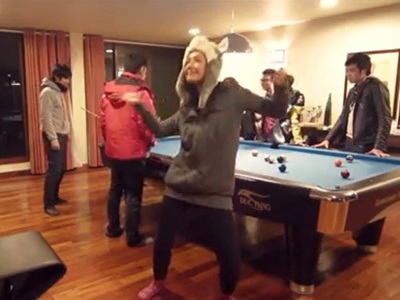 Xem Anna Trương "rung lắc" theo cơn sốt nhảy Harlem Shake - 1 Anna Trương rung lắc theo điệu nhảy Harlem Shake