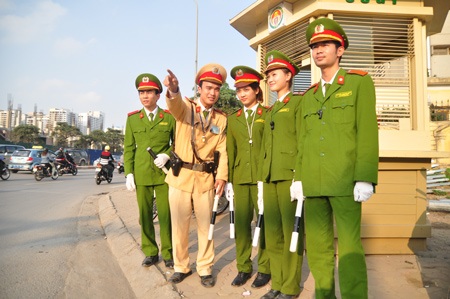 Chuyện chưa kể của nữ sinh Cảnh sát điều tiết giao thông - 5 Lê Trường