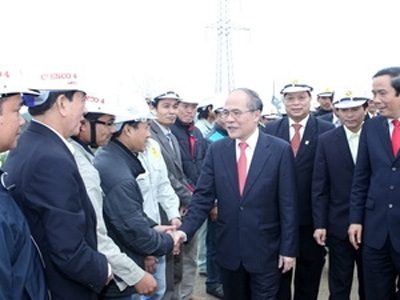 Đưa Hà Tĩnh thành một tỉnh công nghiệp phát triển