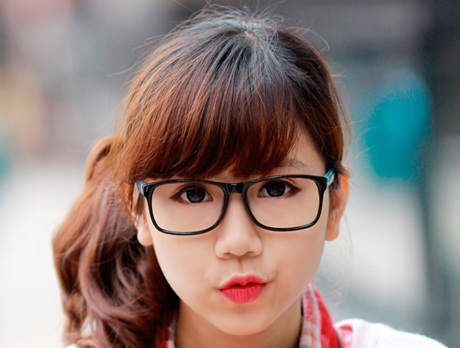 Linh “Kẹo” - Cô nàng stylist xinh xắn, học giỏi  - 5 Bạn ấy từng lọt vào top 48 cuộc thi “Cao thủ Marketing” do CLB DEL trường ĐH Hà Nội tổ chức.