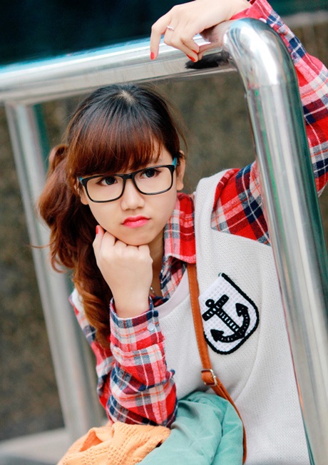 Linh “Kẹo” - Cô nàng stylist xinh xắn, học giỏi  - 7 Theo