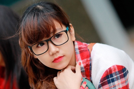 Linh “Kẹo” - Cô nàng stylist xinh xắn, học giỏi  - 3 Bạn ấy từng lọt vào top 48 cuộc thi “Cao thủ Marketing” do CLB DEL trường ĐH Hà Nội tổ chức.