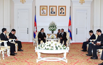 Thủ tướng Nguyễn Tấn Dũng dự Lễ hỏa táng Thái Thượng hoàng Norodom Sihanouk - 2 Ảnh: VGP/Nhật Bắc