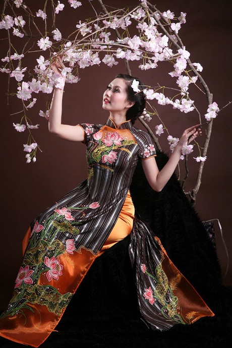 Hoa khôi xinh đẹp tuổi rắn: “Có kiêng có lành” - 5 Theo