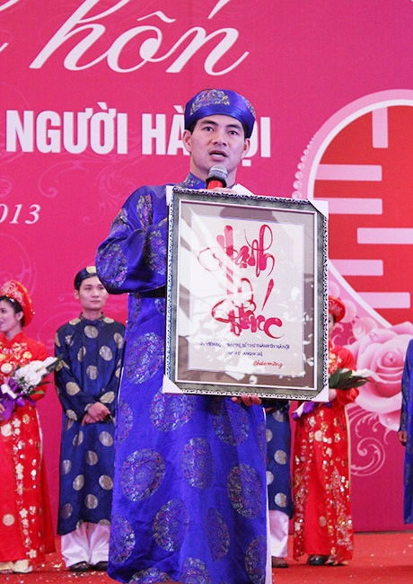 Hào hứng đám cưới tập thể “siêu” tiết kiệm tại Hà Nội - 4 Lễ thành hôn tập thể của 10 cặp đôi Hà thành