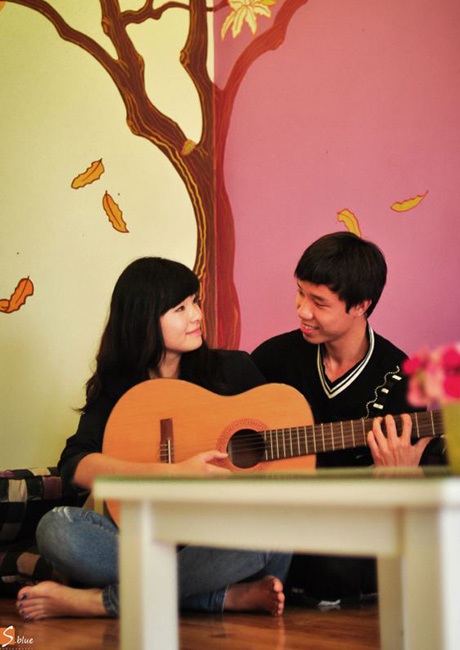 Vẻ đáng yêu của 9 cặp đôi "hot" nhất trường Báo - 4 Đỗ Thùy Dương - Nguyễn Đức Minh