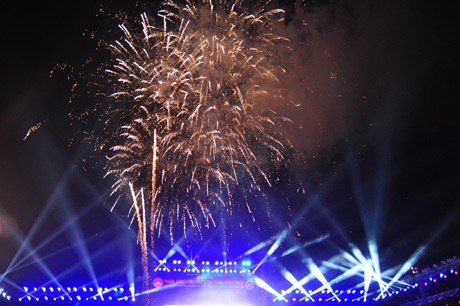 Mãn nhãn màn pháo hoa khai mạc tuần lễ VHDL Vĩnh Phúc - 15 Lê Trường