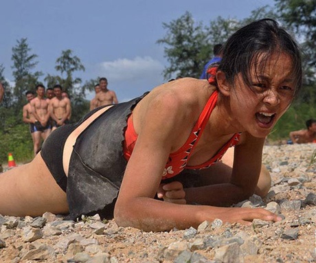 Nữ vệ sĩ - nghề "hot" ở Trung Quốc - 1 Nữ vệ sĩ - nghề hot ở Trung Quốc