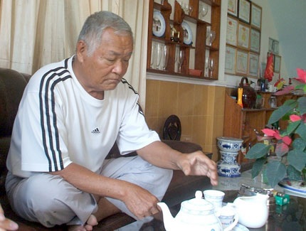 Lạ lùng người chết "nuôi" người sống ở "vương quốc lăng mộ" - 2 Hồ Thiết đang nói về kiến trúc “thành phố lăng mộ”.